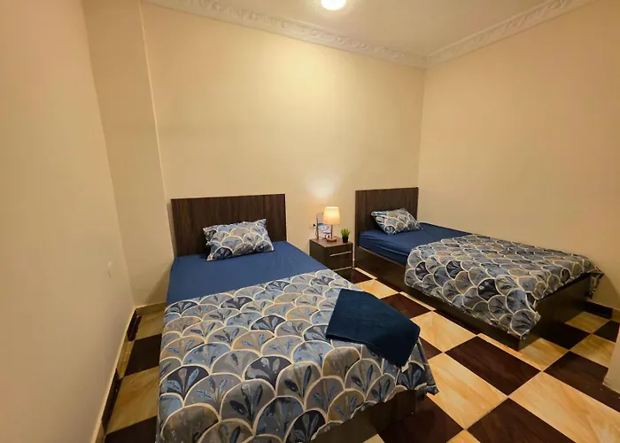 Apartment Prime Location Modern 2-bedroom - Sheraton Road, *