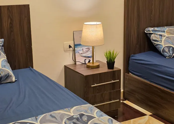 Prime Location Modern 2-bedroom - Sheraton Road,